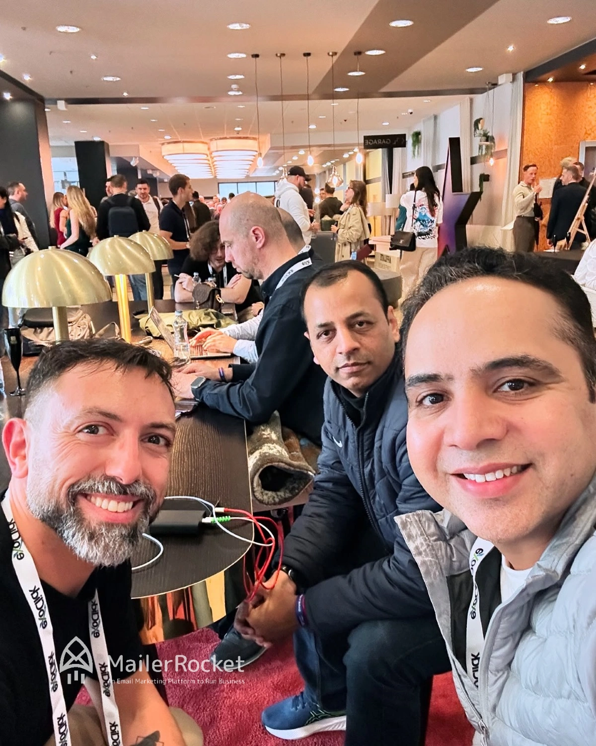 Smiles lighting CLICK 2025